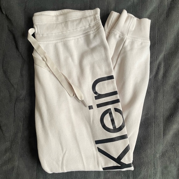 Calvin Klein Pants - Calvin Klein sweat pants